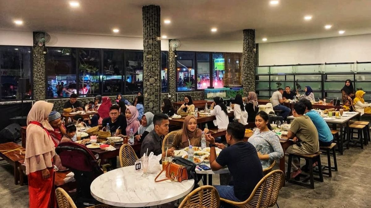 Cilacap Night Bites: 7 Hidden Gems That Make Your Taste Buds Dance